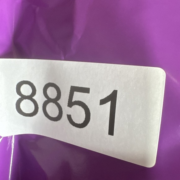 SOLD‎